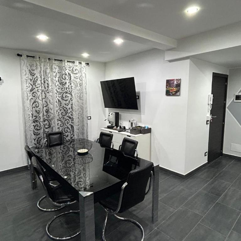 Maisondedesign - Two-Bedroom House - 30