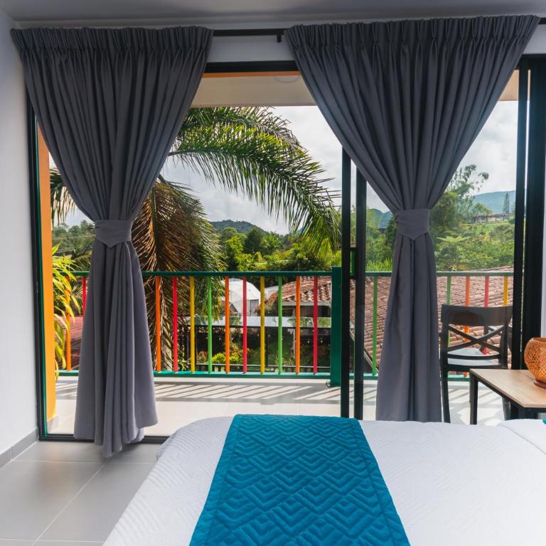 Guatapé Country House Hotel - Habitación Doble con balcón - 4