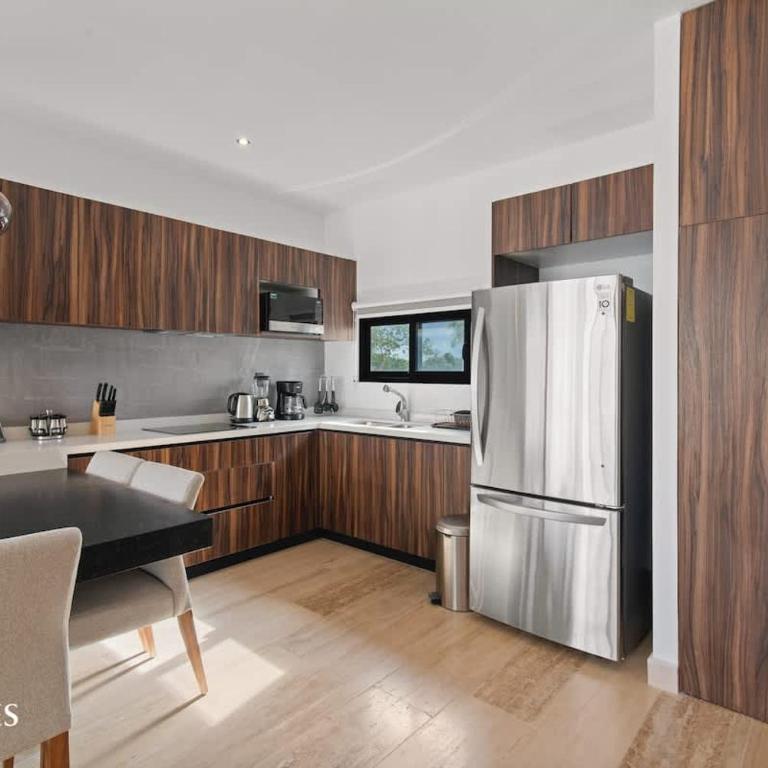 Loft Espacioso con Balcón | Cerca de Zona Hotelera - Apartamento - 9