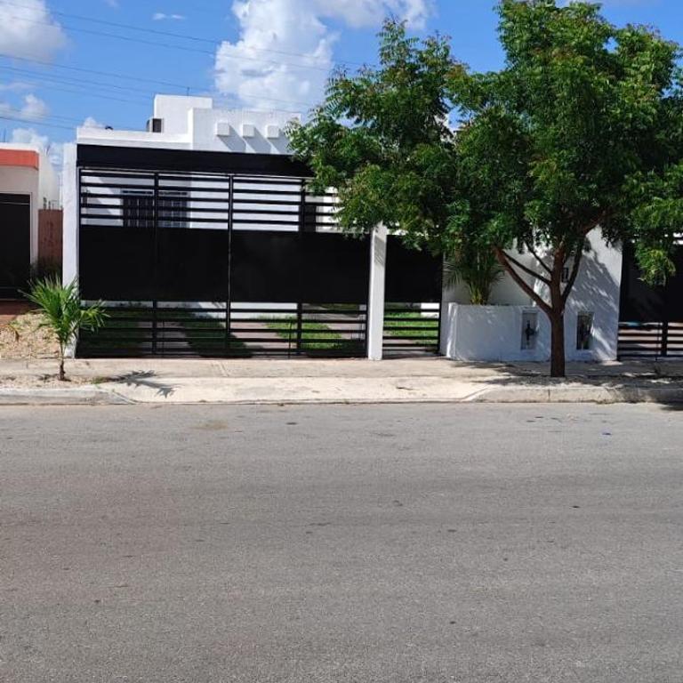 A comfortable place to be - Three-Bedroom Apartment - 1