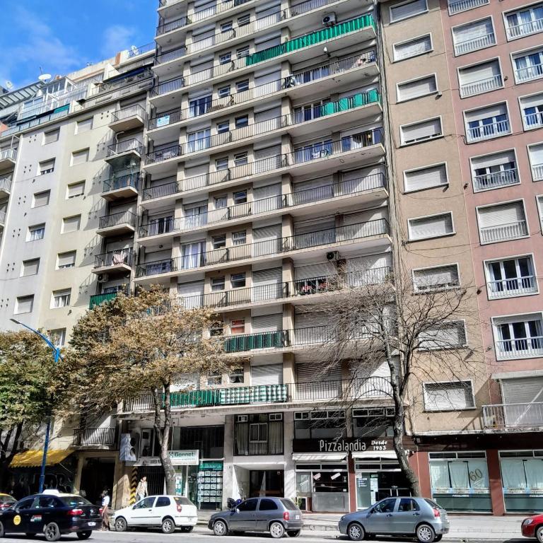 Departamento Colon con cochera - Apartamento de 1 dormitorio - 11