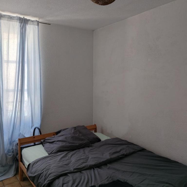 Studio centre bourg, proche tout commerce - Appartement 1 Chambre - 3
