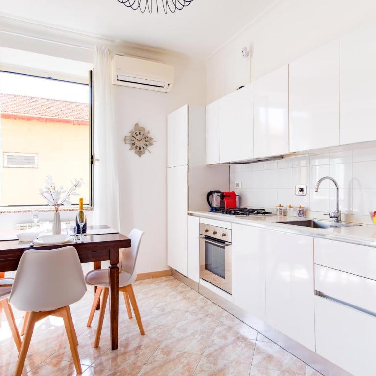 Elegantis Labicana Apartment - Few steps from the Colosseum - Appartamento con 2 Camere da Letto e Vista Città - 33