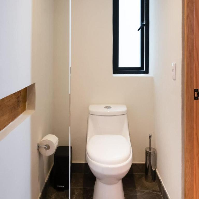 Loft Céntrico y Moderno en Edificio Histórico - Apartamento de 1 dormitorio - 14
