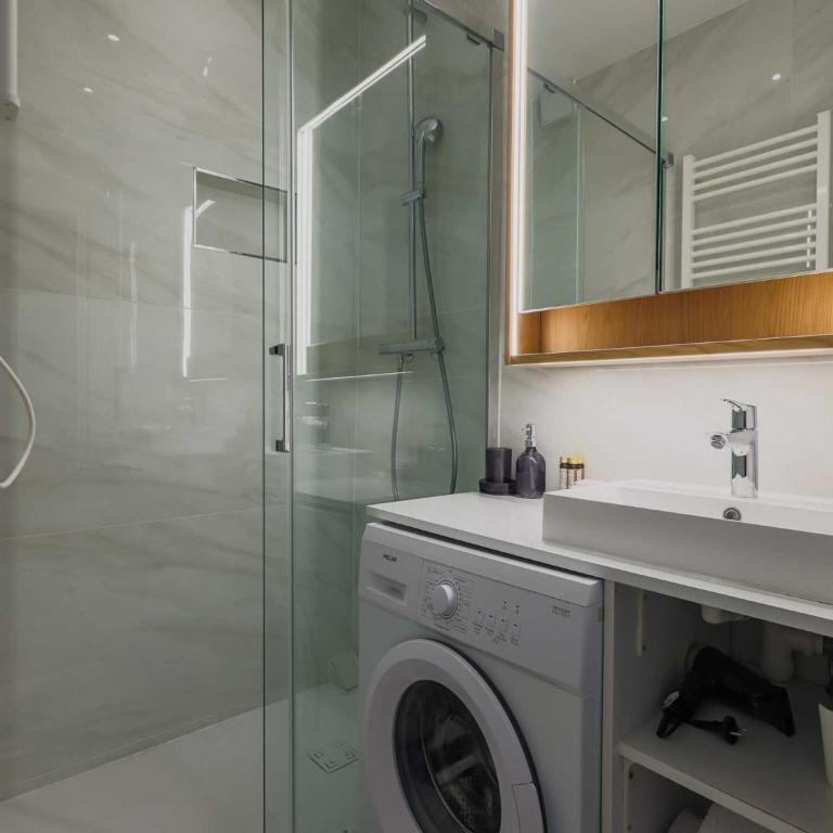 Modern apartment -1BR-3P-Ternes - Two-Bedroom Apartment - 6