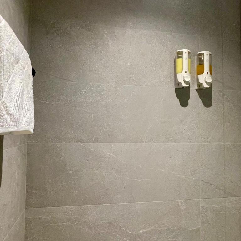 Elegante departamento en Equipetrol - Apartamento de 1 dormitorio - 16