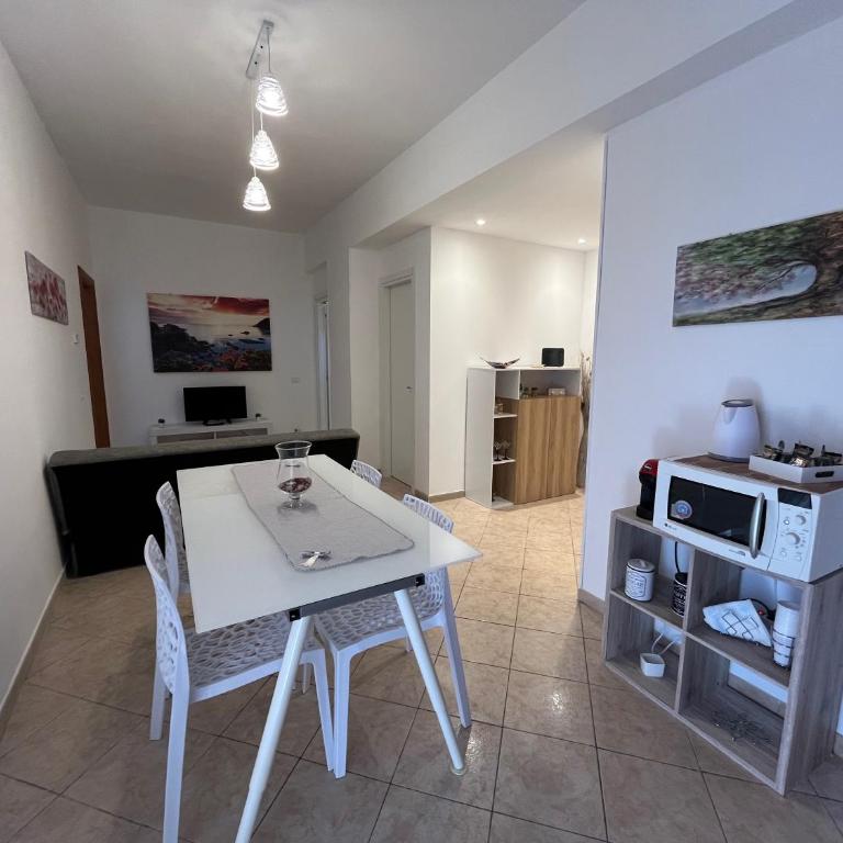 GABRY HOUSE - Two-Bedroom Apartment - 1