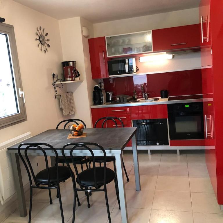 T3 Vue Superbe sur mer et plage - 2 Chambres - Apartment mit 3 Schlafzimmern - 7