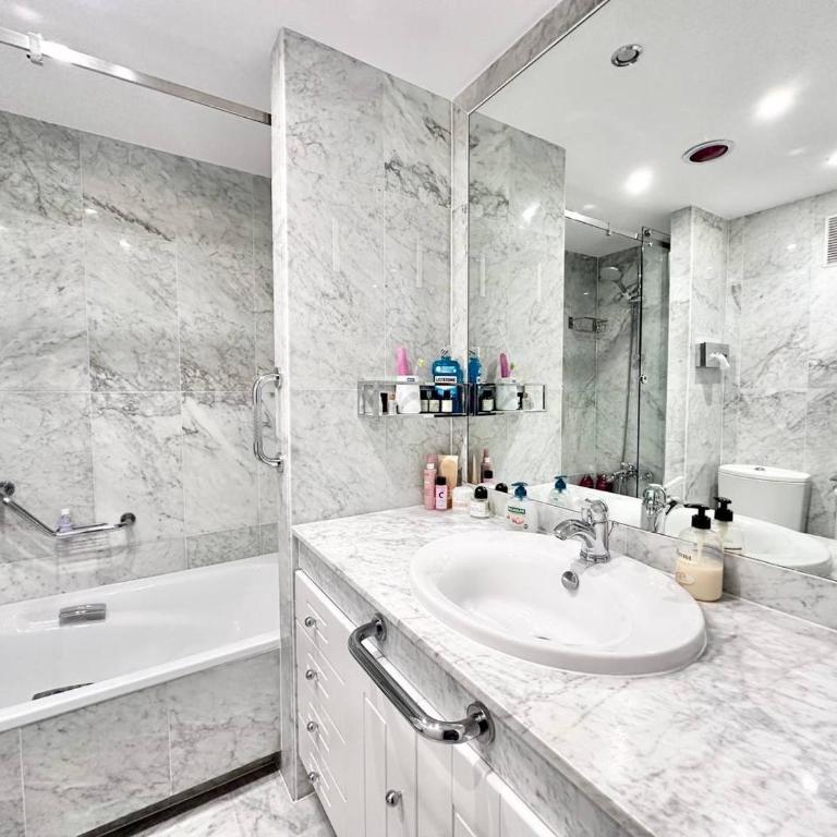 JP dream house apartments in Puerto Banus - Apartamento de 2 dormitorios con terraza - 16