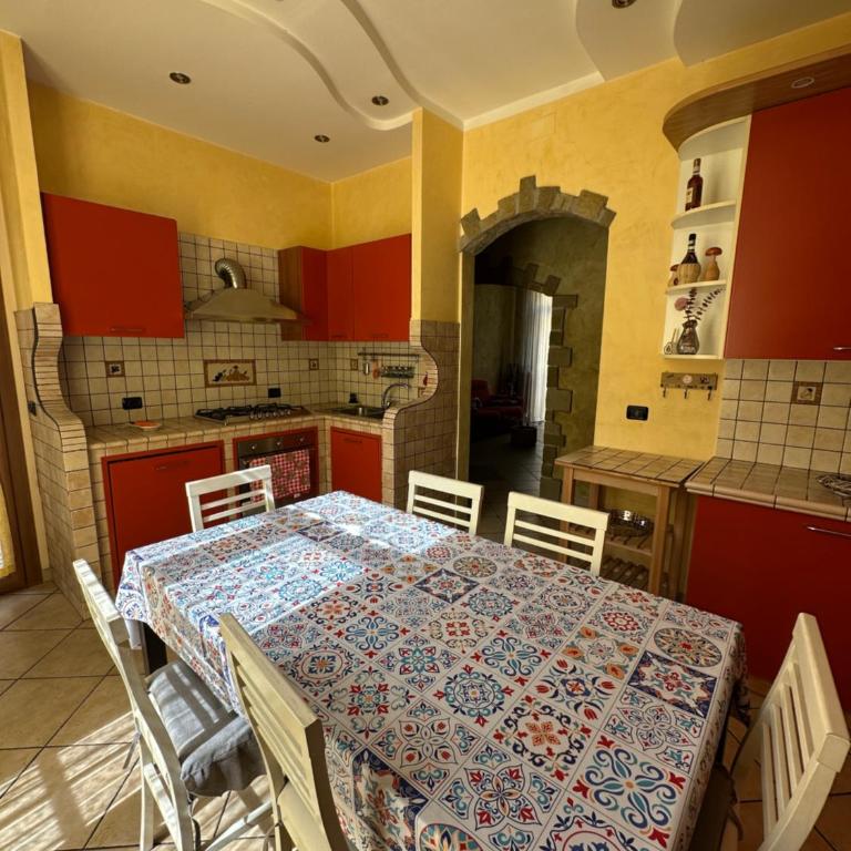 Il Tortellino Quasi in Centro Elegant Apartment - Appartamento con 2 Camere da Letto - 16