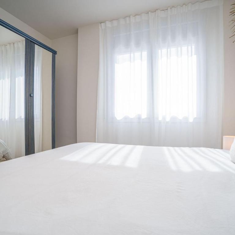 Milenial Immo Vigata - Maravilloso dúplex con vistas panorámicas a los canales y piscina - Three-Bedroom Apartment with View - 19