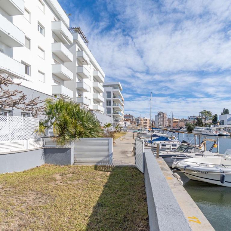 Milenial Immo Vigata - Maravilloso dúplex con vistas panorámicas a los canales y piscina - Three-Bedroom Apartment with View - 42