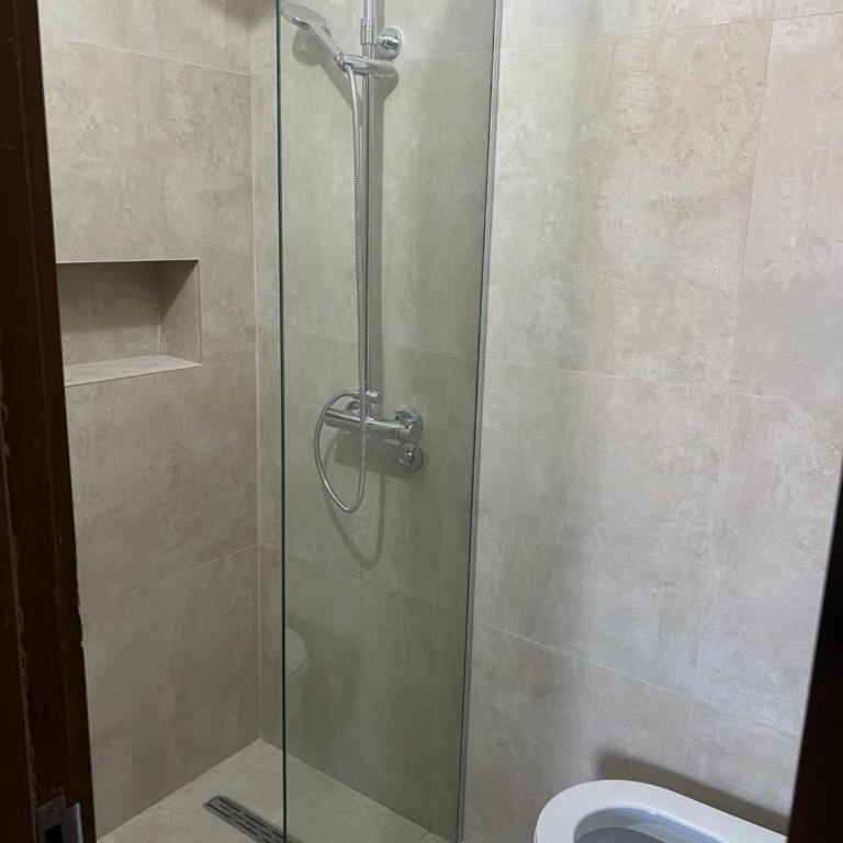 Apartments Tati - Komfor Apartman s 2 Spavaće Sobe i Balkonom - 4