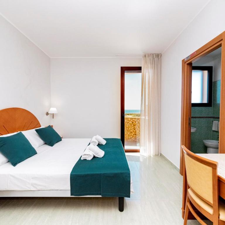 Hotel Alba - Camera Matrimoniale con Balcone e Vista Mare - 11