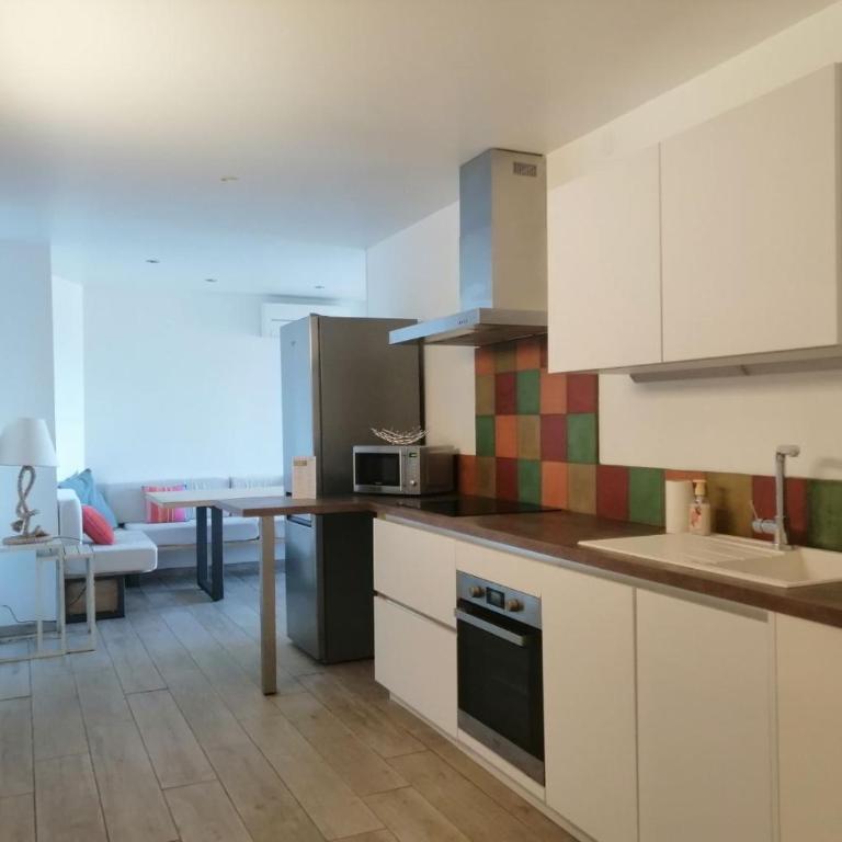 Hotel Le Bon Port - One-Bedroom Loft Apartment with Balcony - 140cm Double Bed - 4