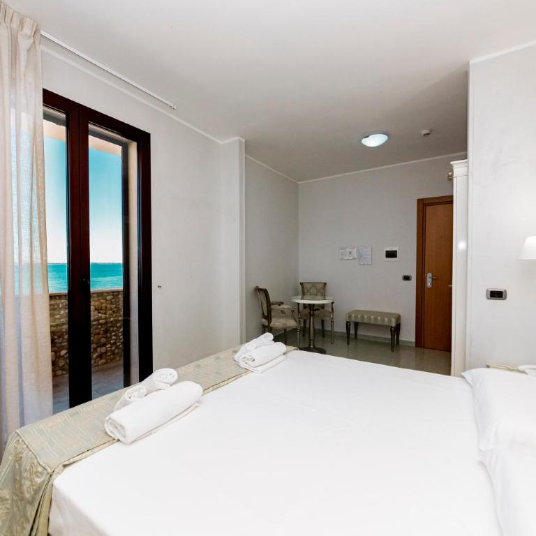 Hotel Alba - Camera Matrimoniale Superior con Balcone e Vista Mare - 8