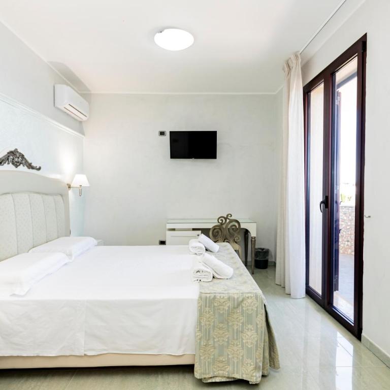 Hotel Alba - Camera Matrimoniale Superior con Balcone e Vista Mare - 14