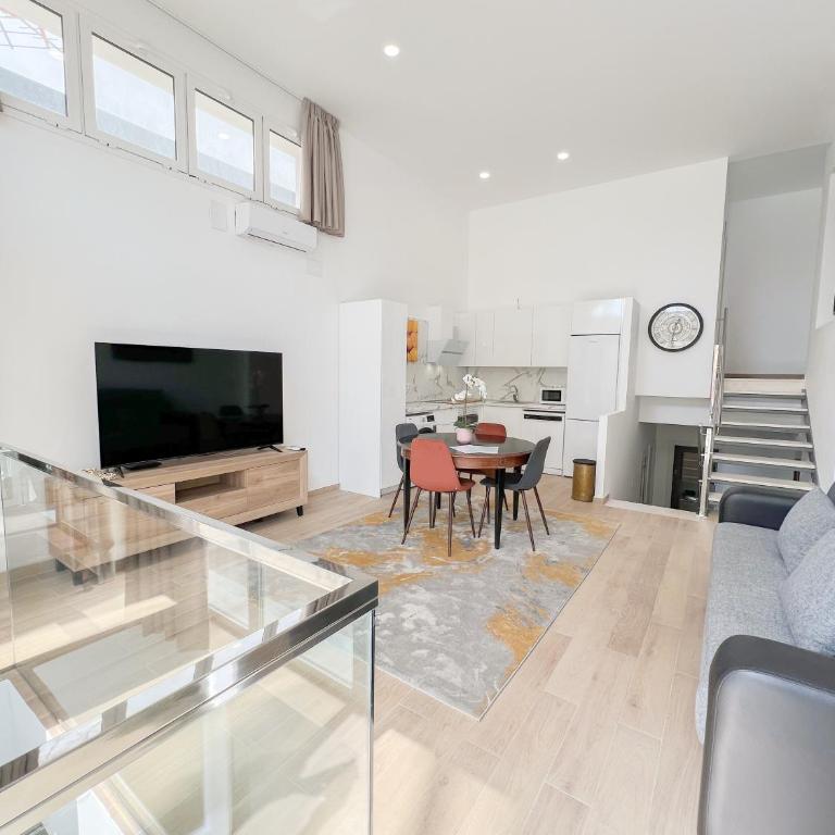 Bright & Modern Family apartment Carihuela - Apartamento de 3 dormitorios - 1