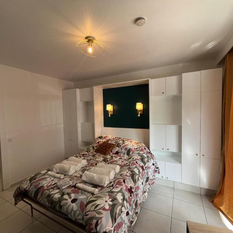 Magnifique appartement renové le Victoria - One-Bedroom Apartment - 3