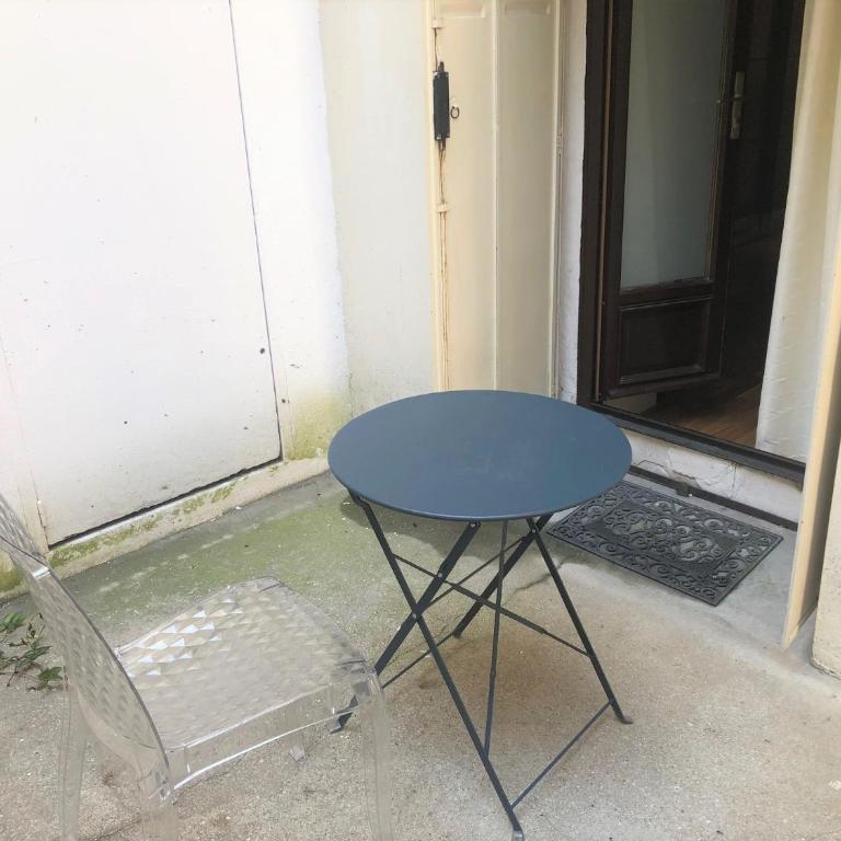 Apart Cosy Parisien -Rue St Charles - Near Beaugrenelle -Tour Eiffel-Ecole Cordon bleu 75015 PARIS Bel emplacement !! - Appartement 1 Chambre - 33