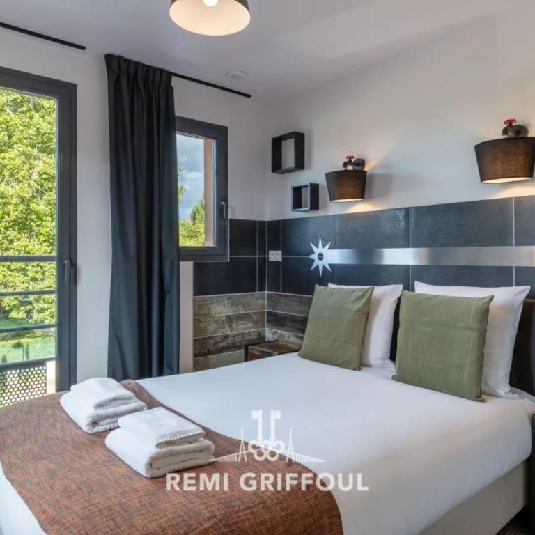 The Cosmopolitan Architect Design Home with Rooftop Jacuzzi 8 Guests - Maison de Vacances - 23