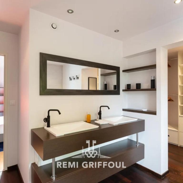 The Cosmopolitan Architect Design Home with Rooftop Jacuzzi 8 Guests - Maison de Vacances - 18