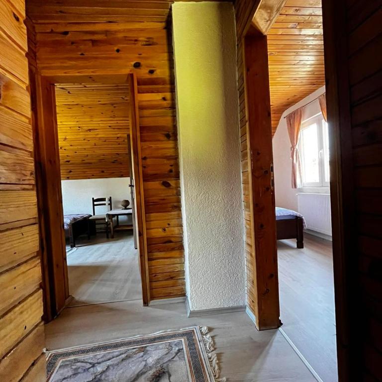 House Bozovic - Three-Bedroom Villa - 12