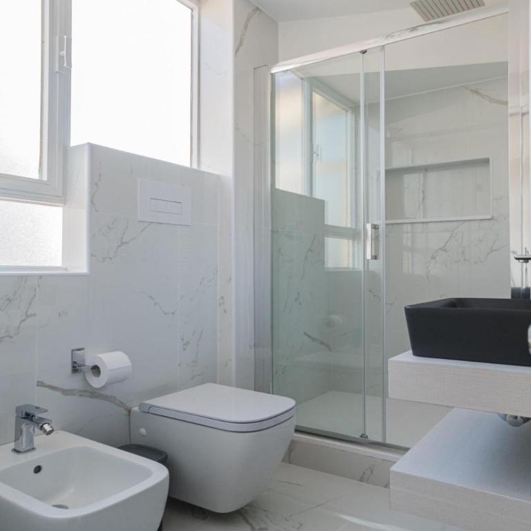 B&B Damagi - Suite Familiare con Balcone - 8
