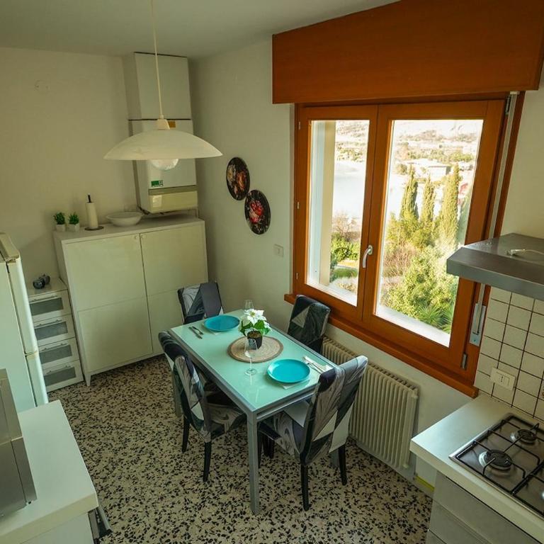 Panoramic Lake View Apartment - One-Bedroom Apartment - 15