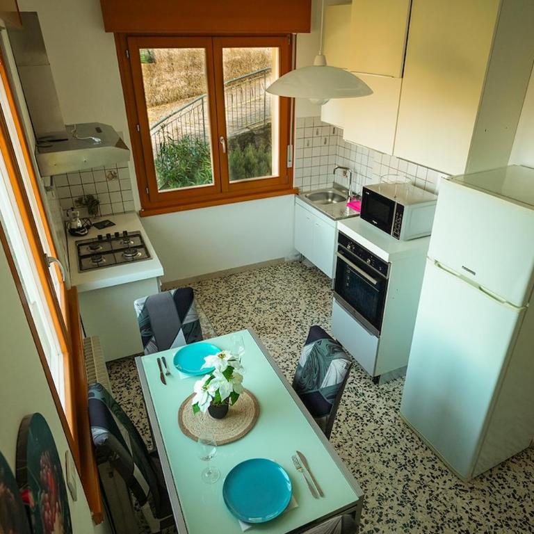 Panoramic Lake View Apartment - One-Bedroom Apartment - 14
