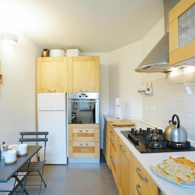 Maison Confortable À Chiavari - Maison de Vacances 3 Chambres - 3