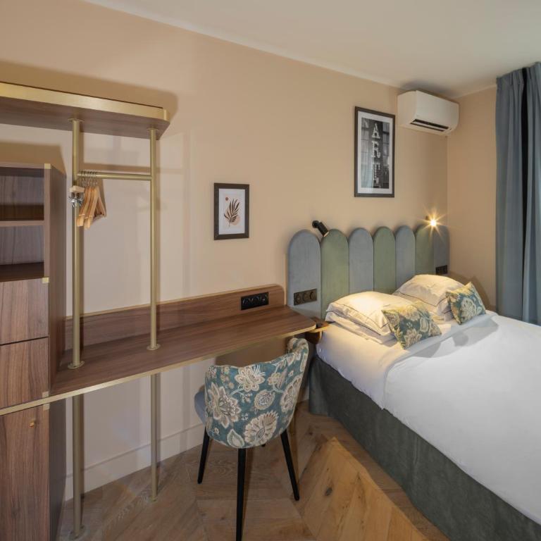 Hotel Boronali - Chambre Double ou Lits Jumeaux Supérieure avec Balcon - 12