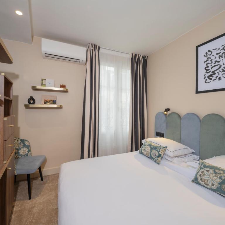 Hotel Boronali - Chambre Double ou Lits Jumeaux Supérieure avec Balcon - 5
