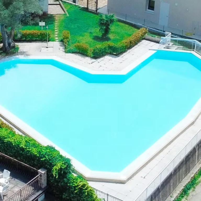 CasaTitti 1 Bardolino - Three-Bedroom Apartment with Balcony - 20