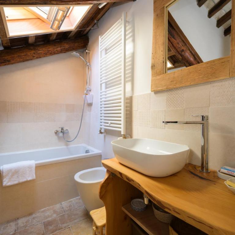 Ca'Filo' Venetian refuge in the Venetian district - Two-Bedroom Standard Apartment - 14