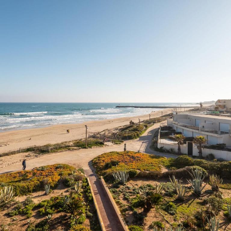 Elixir Heliopolis Seafront Apartment with Large Panoramic Terrace - Apartment - 1