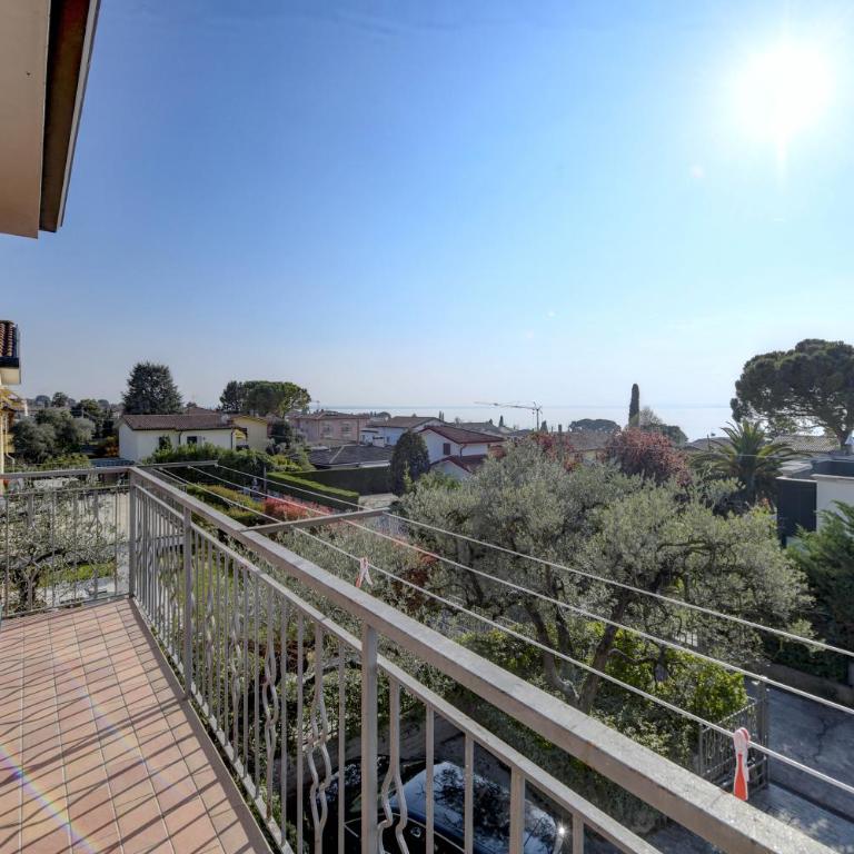 CasaTitti 2 - Bardolino - Three-Bedroom Apartment - 5