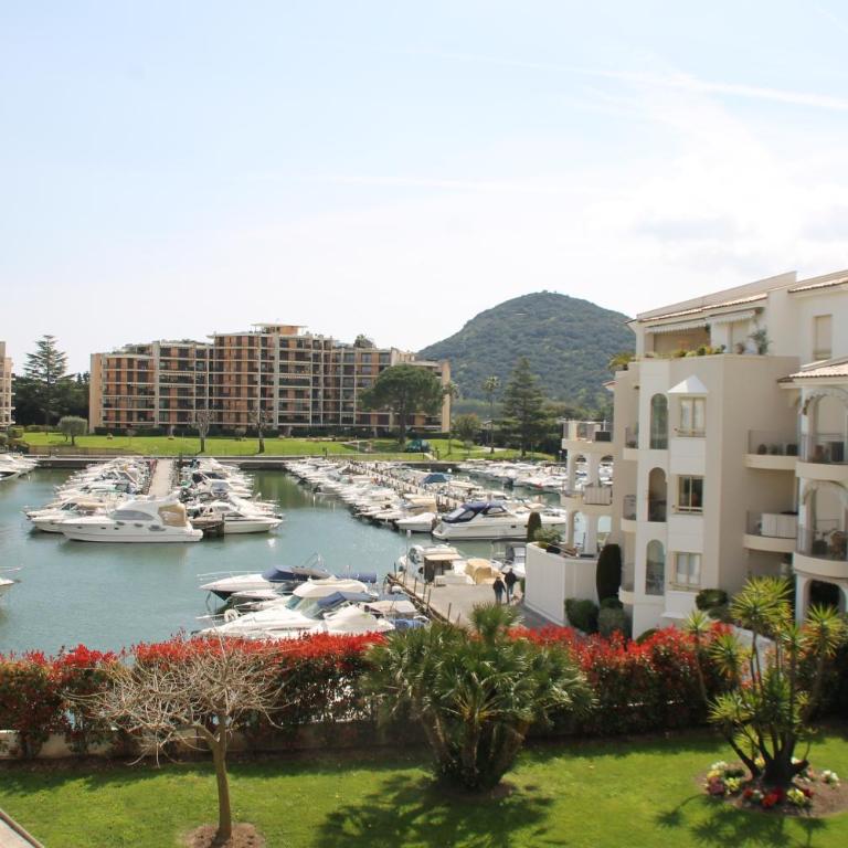 F3 ILE MARINA MANDELIEU LA NAPOULE - Two-Bedroom Apartment - 8