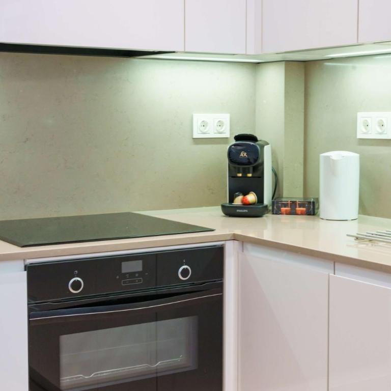 Stylish 3BD with Rooftop Jacuzzi - Las Artes - Apartment - 26
