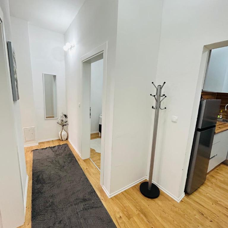 Apartment Tajra - Two-Bedroom Apartment - 24