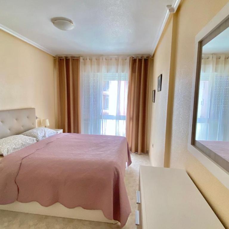 Beautiful Apartment near Playa de los Locos - One-Bedroom Apartment - 21