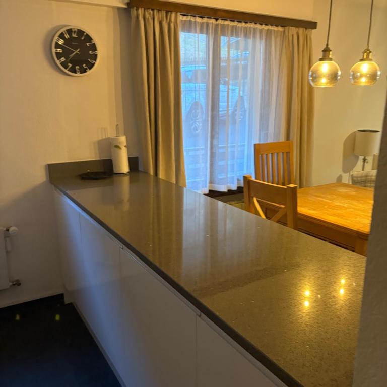 Modern Täsch Apartment with Free Parking - Apartment mit 2 Schlafzimmern - 25