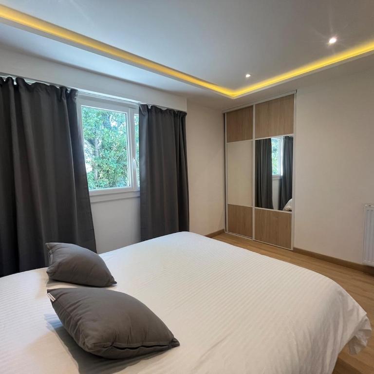 Beautiful 4 bedroom villa with pool, jacuzzi - Villa - 29