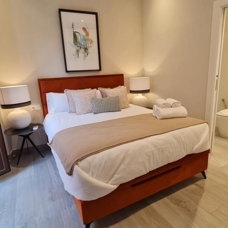 Suspiro 201 Elegant Suite - One-Bedroom Deluxe Apartment - 23