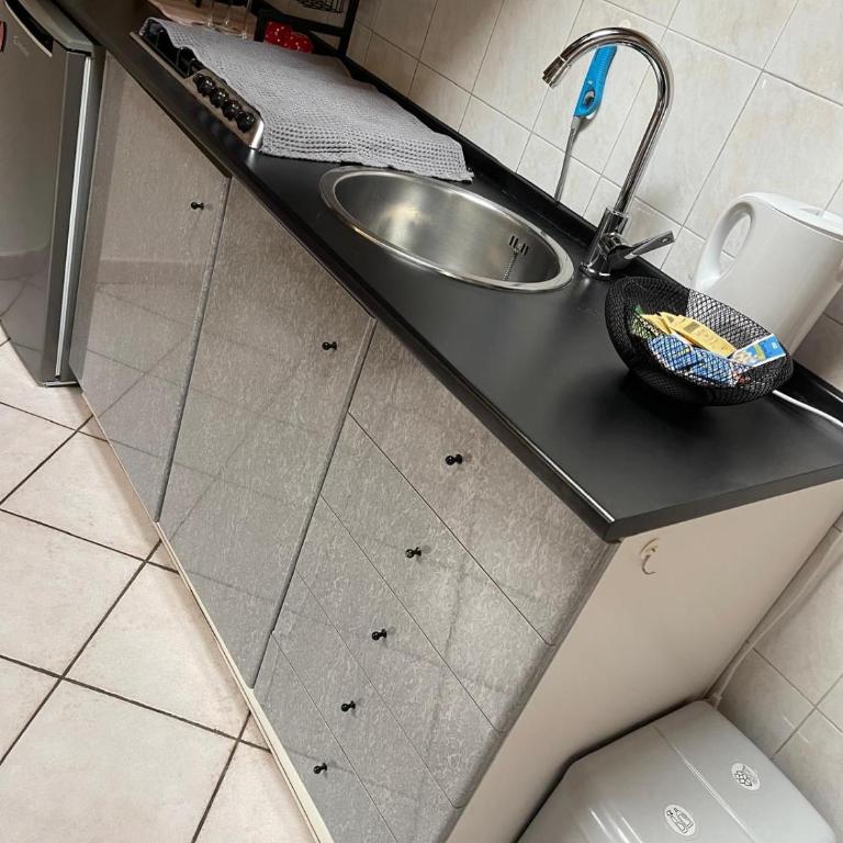 Casa Parco Dora Torino - Intero Monolocale vicino al Centro e Allianz Stadium Juventus - One-Bedroom Apartment - 5
