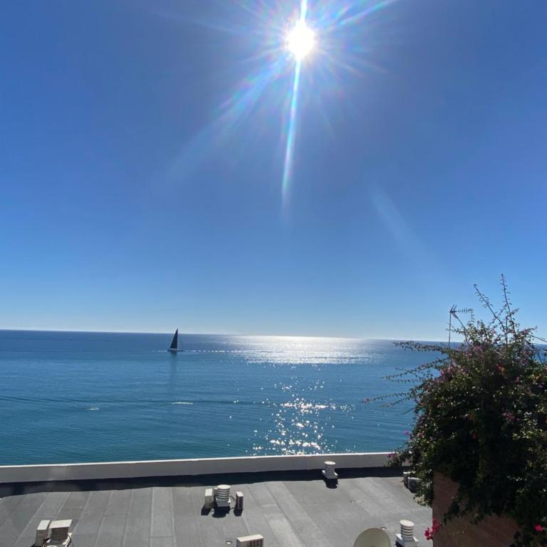 La Roca Suite Balcón al mar - Habitación Doble Deluxe con balcón y vistas al mar - 19