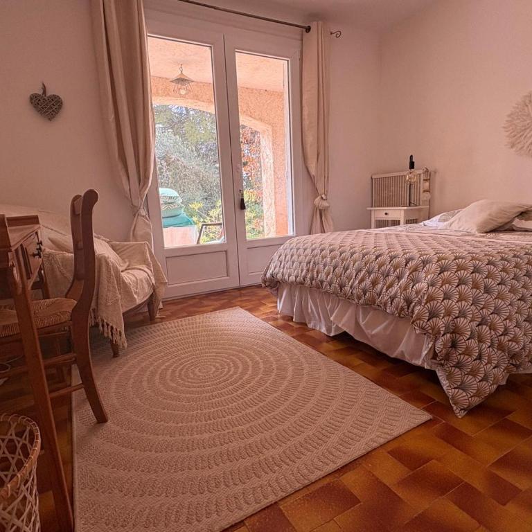 B&B Le Niaouli - Chambre Double - Vue sur Jardin - 1