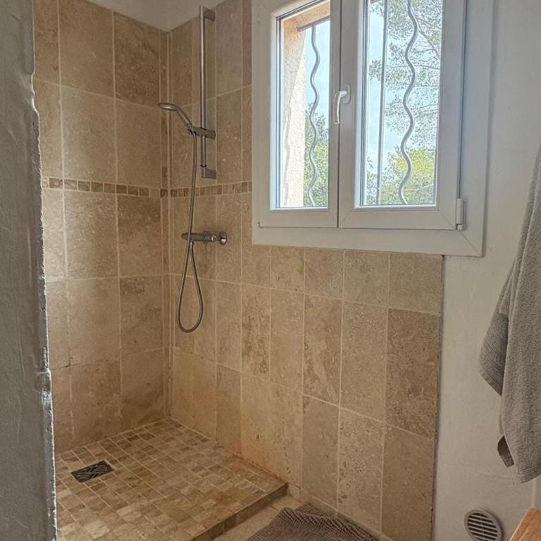 B&B Le Niaouli - Chambre Double Standard avec Salle de Bains Commune - 2