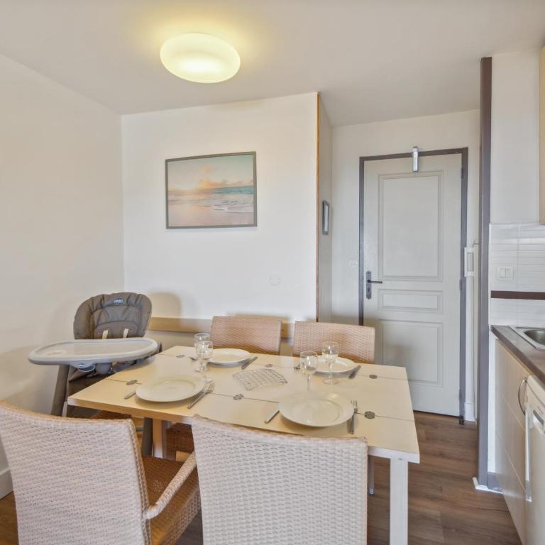 Cap Estérel Magnifique vue mer avec parking et piscine - Apartment mit 1 Schlafzimmer, Meerblick und Terrasse - 35