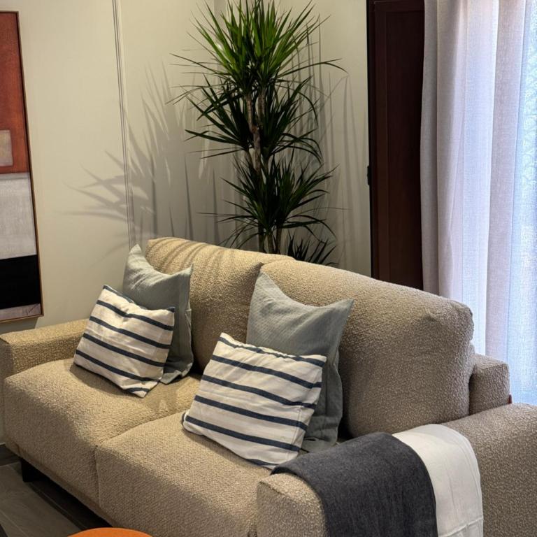 Suspiro Penthouse 301 by Florentia Homes - Superior One-Bedroom Apartment - 16
